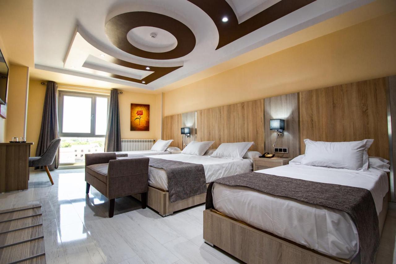 Hotel Zinou Zm 알제 외부 사진